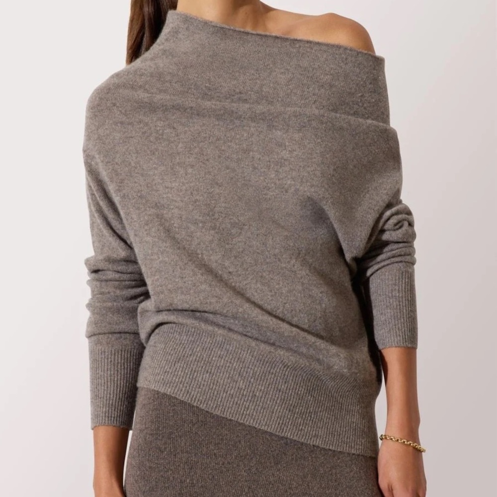 Brochu Walker OTS sweater - Picture 2 of 3